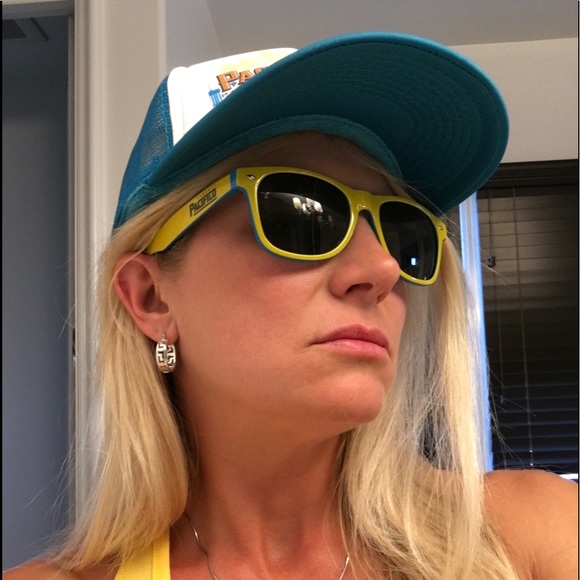 Meet your Posher, Holly - Picture 7 of 7